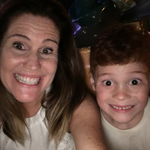 Meet your Posher, Julie - Picture 3 of 4